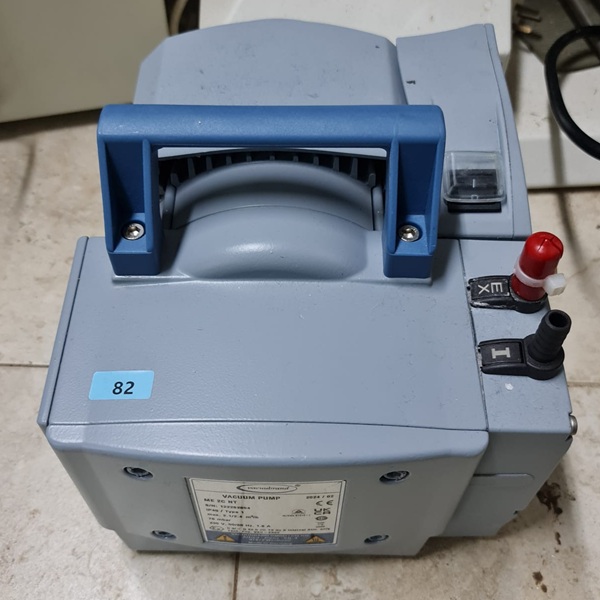 משאבת וואקום מוגנת כימית ME 2C-NT